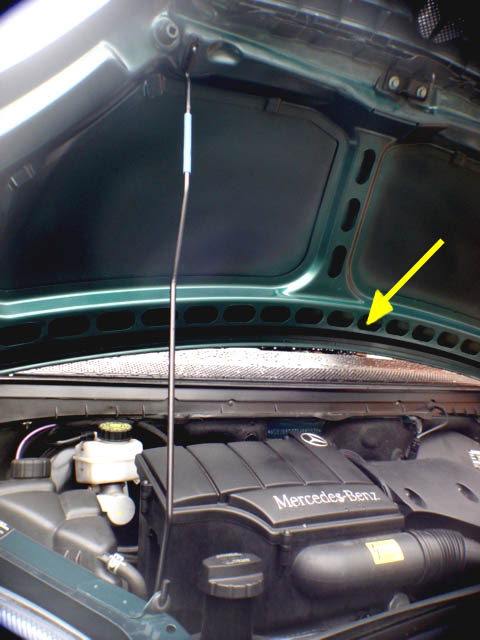 Bonnet up mercedes #4
